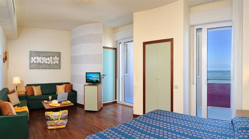Hotel Atlantic Vista Mare Pesaro Exterior photo